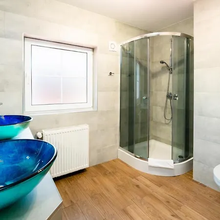 Wilczy Wodospad 샬레